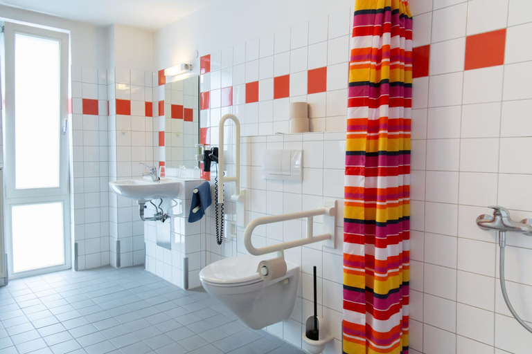 Bathroom 4, Schanzenstern Altona GmbH, Hamburg