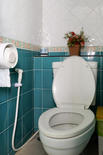 Bathroom 4, Moon and Sun Hotel, Muang Chiang Rai