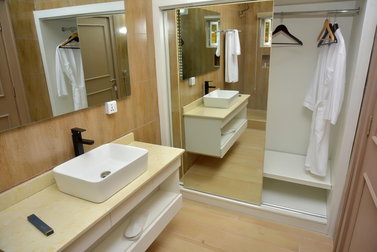 Bathroom 4, The Hague Maitama, Bwari