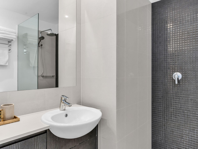 Bathroom 3, The Top Deck Retreat Ballina, Ballina