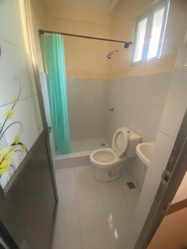 Bathroom 4, IZZY RIVERFRON RESORt, Mangatarem