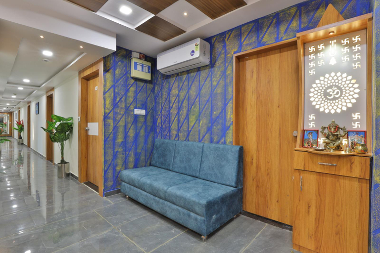 Public Area 2, Hotel Vimal Inn, Ahmadabad