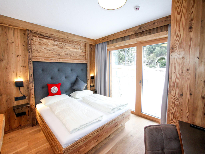 Bedroom 2, Chalet in Konigsleiten near Ski Lift Zillertal, Zell am See