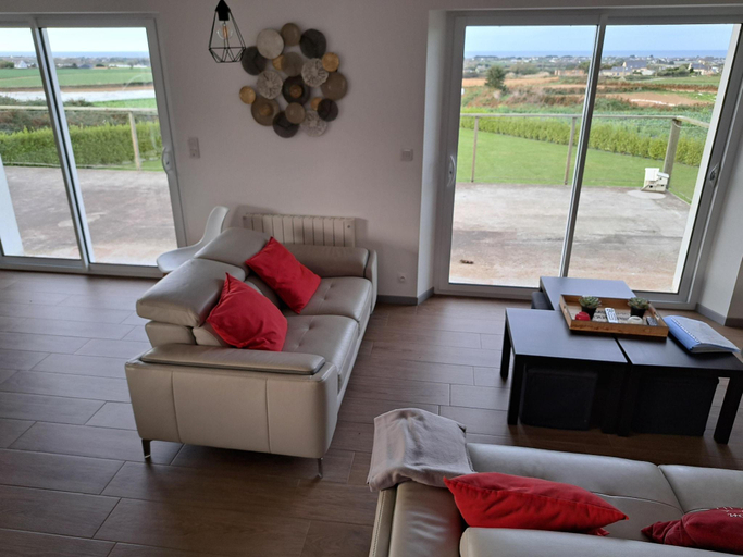 Others 4, Holiday Home in Brittany with Sea Views, Finistère