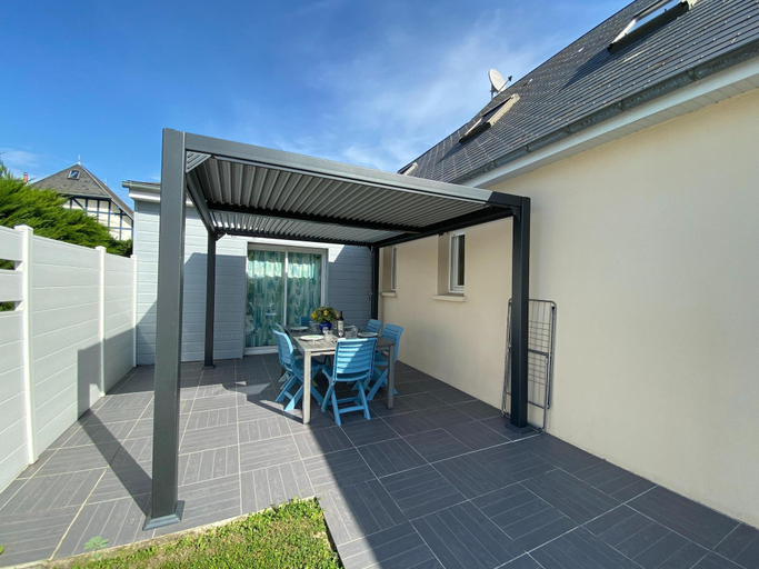 Others 5, Holiday Home in Normandy near Sandy Beach, Manche