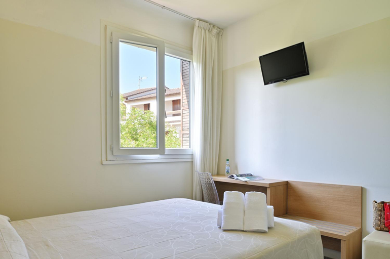 Bedroom 3, Motel de Porticcio, Corse-du-Sud