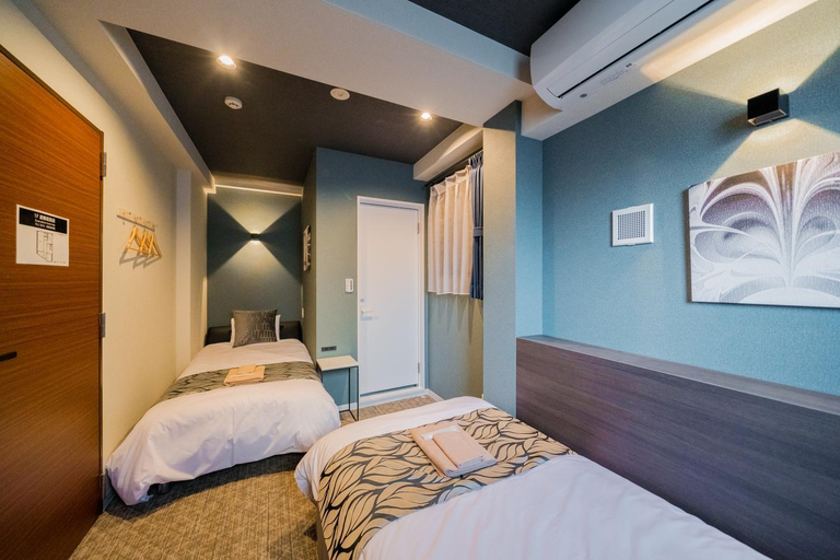 Others 4, UCHI Asakusabashi, Taitō