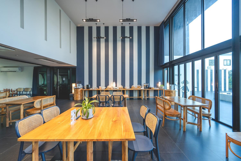 Food & Drinks 5, Blumonkey Hub & Hotel Chanthaburi, Muang Chanthaburi