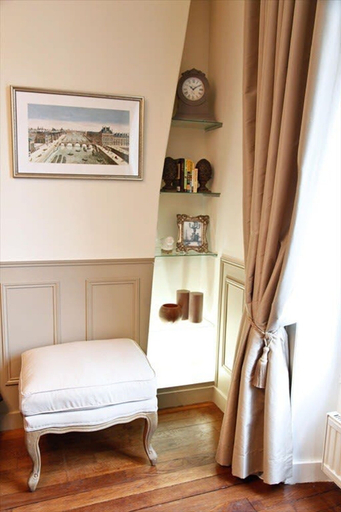 Others 5, Le Triomphe Elysees - Ternes, Paris