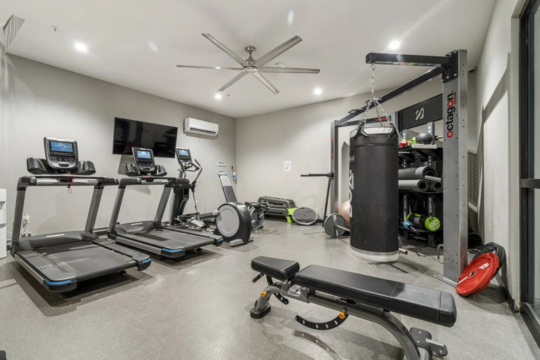 Fitness facility 5, Arts District Apartments By Landing, Tulsa