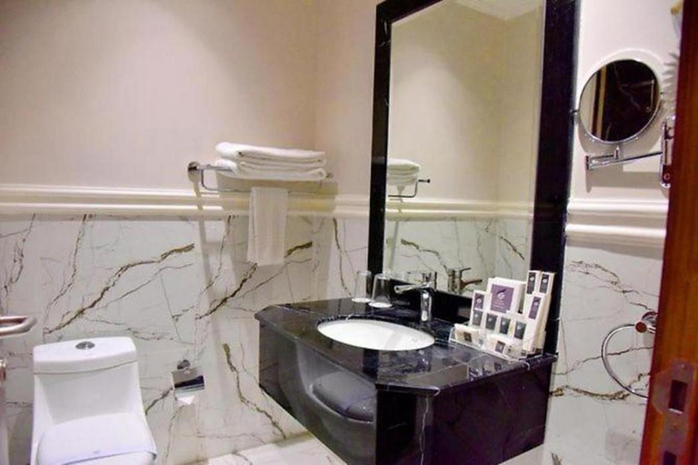 Bathroom 4, Garden Plaza Al Khobar, Al Khobar