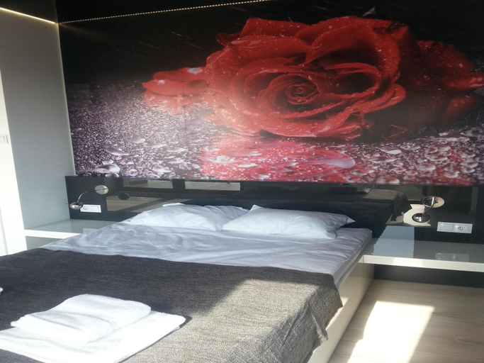 Bedroom 1, Apartment in Dziwnowek near the Beach, Kamień
