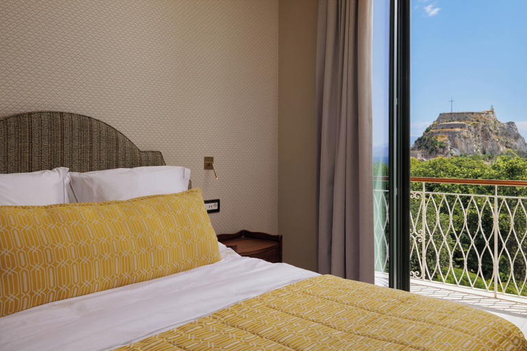 Bedroom 5, Albergo Botti, Ionian Islands