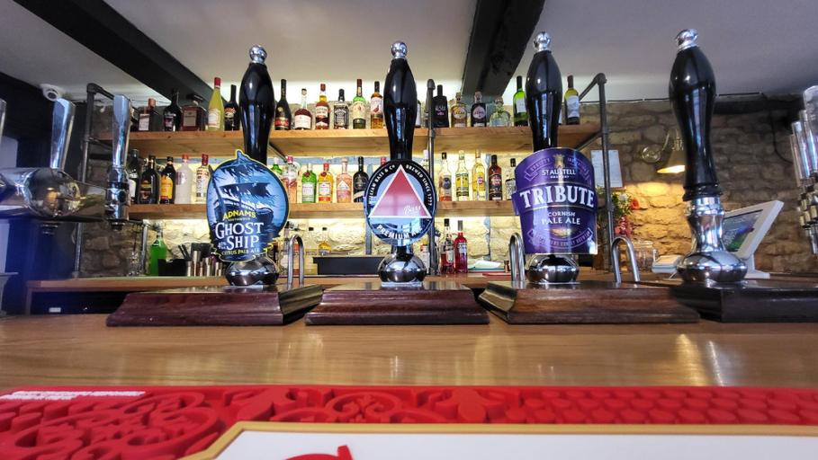 Food & Drinks 4, Unicorn Inn, Oxfordshire