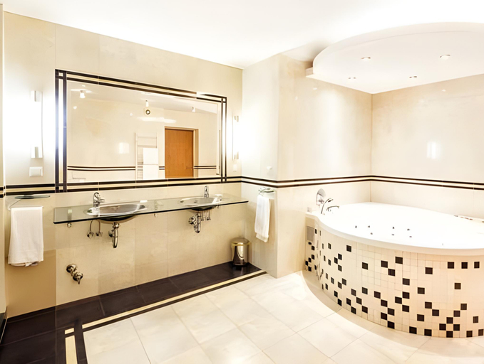 Bathroom 3, Marina Diana, Legionowo