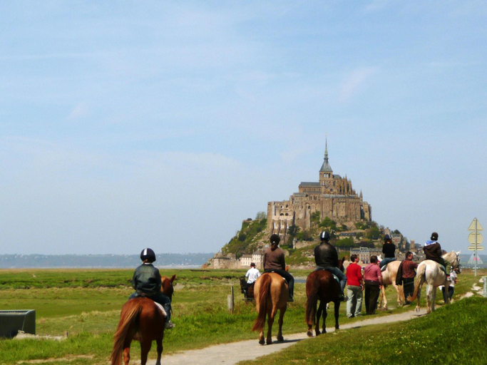 Others 5, Charming Cottage near Mont St. Michel Bay, Manche
