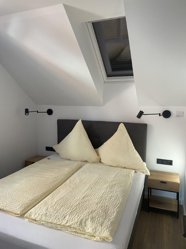 Bedroom 2, Haus Breslau, Leer