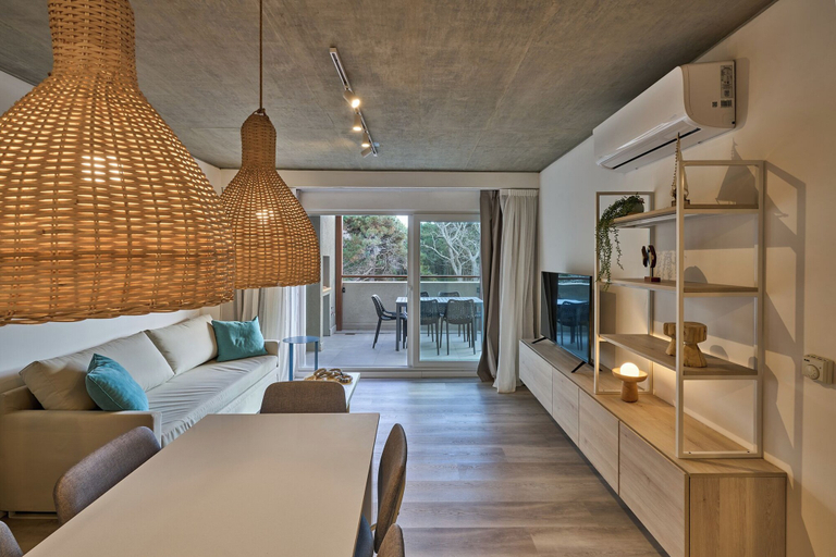 Living area 2, Almarena La Reserva, La Costa