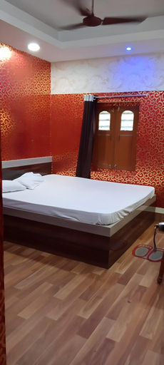 Bedroom 2, Hotel Bobby house, Puri