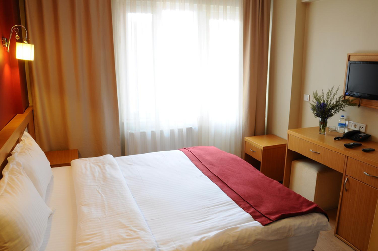 Bedroom 4, Cetinkaya Hotel, Merkez