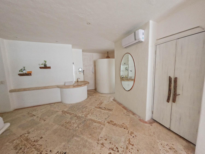 Bathroom 3, Tesoro Escondido, Cozumel