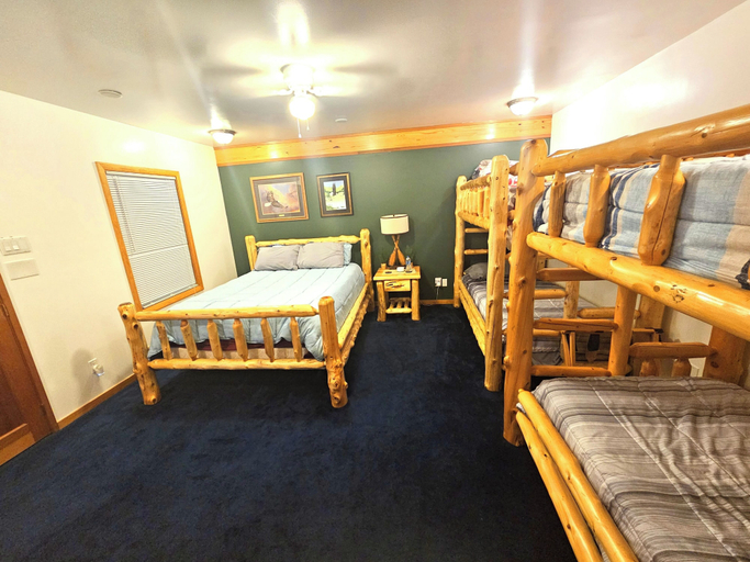Bedroom 3, Bear Mountain Lodge, Washington
