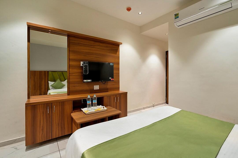 Bedroom, HOTEL ROYAL 21, Ahmadabad