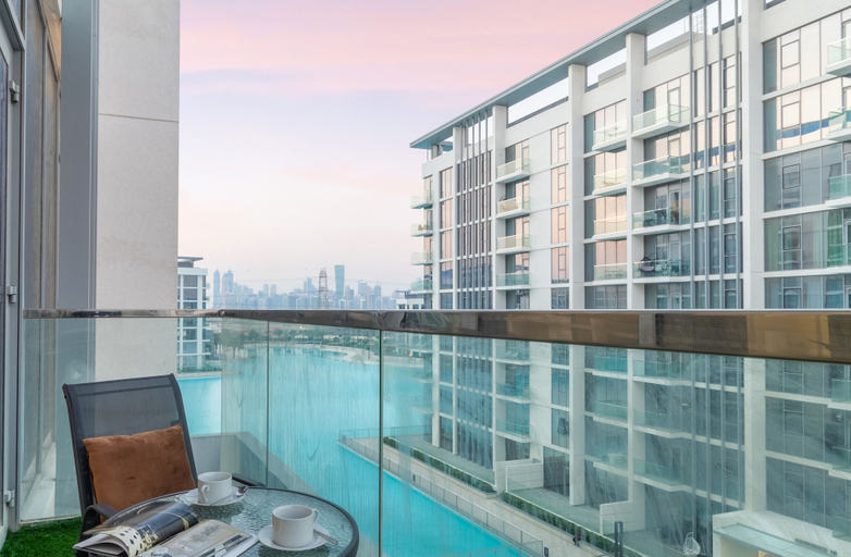 Sport & Beauty, Manzil - Stunning 1BR with Lagoon Access, Dubai