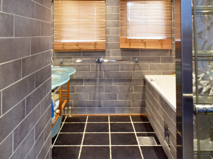 Bathroom 2, person holiday home in NESOYA-By Traum, Asker