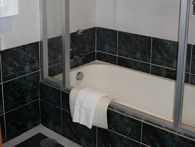 Bathroom 4, Hotel San Francisco, Toluca