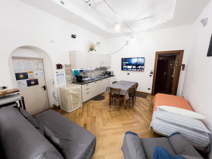 Others 4, B&B Barone, Potenza