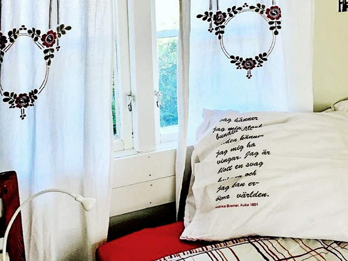 Bedroom 2, Tranquil Lake View Cottage-By Traum, Mark
