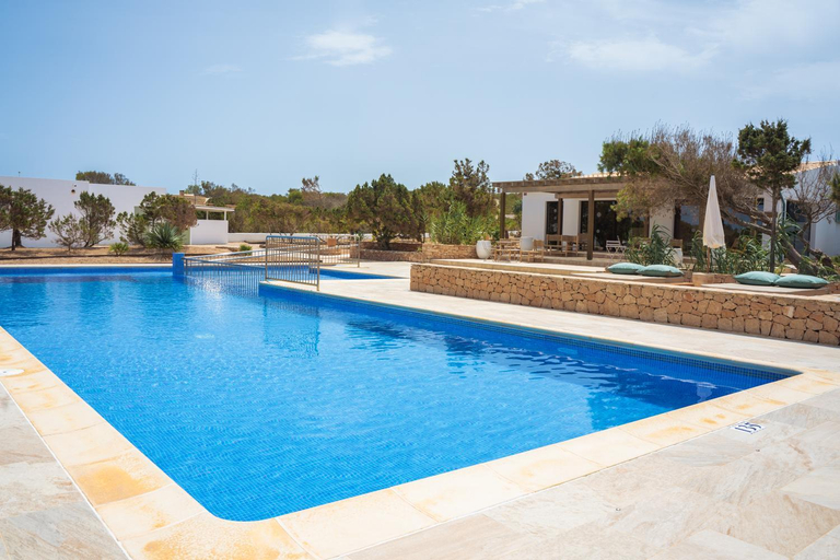 Swimming pool 5, Apartamentos Punta Rasa, Baleares