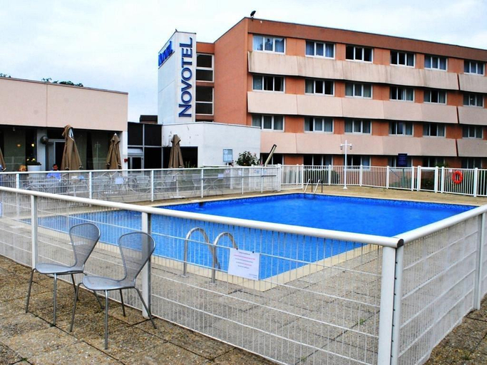 Sport & Beauty 2, B&B HOTEL Cergy Port 4 etoiles, Val-d'Oise