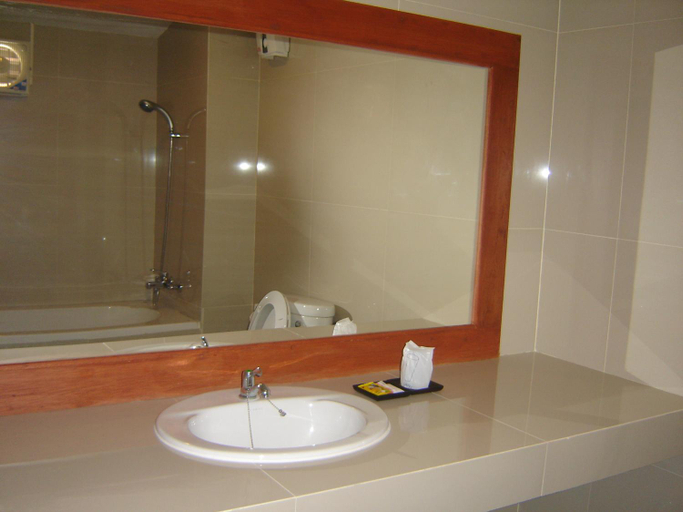 Bathroom 4, Memory Residence, Muang Chiang Rai