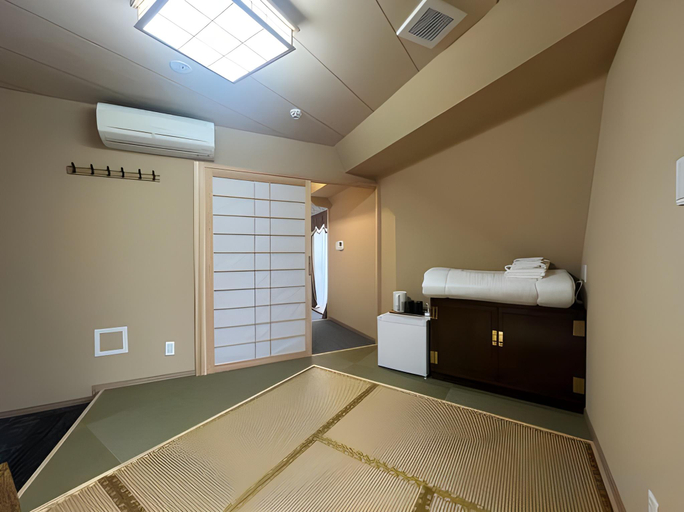 Others 5, Tokyo Holiday Hotel, Toshima
