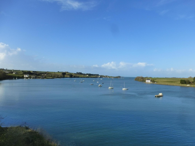 Others 4, Holiday Home in Brittany near Penze River, Finistère