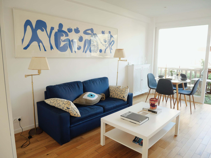 Room 3, Deauville Plage - Balcon Vue Mer Ville Pied, Calvados