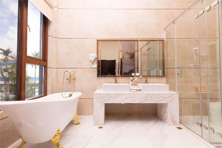 Bathroom 3, Hanamitsu Hotel & Spa, Saipan