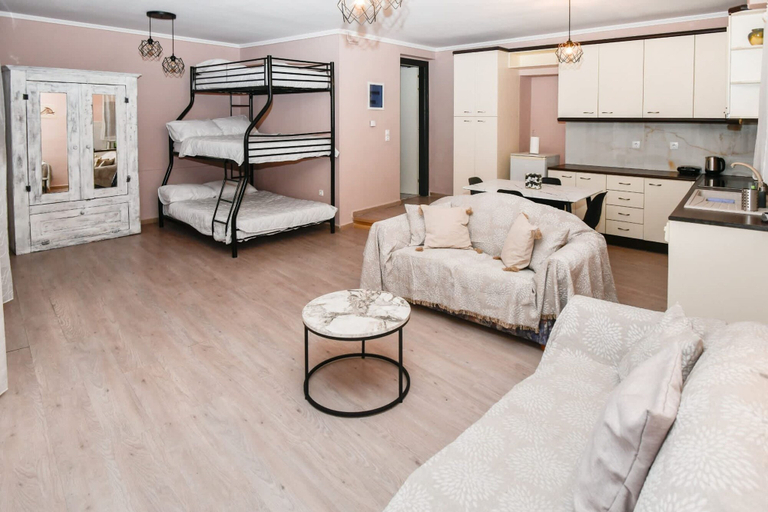 Room 2, Peaceful Getaway in the Heart of Mitilinii Samos, North Aegean