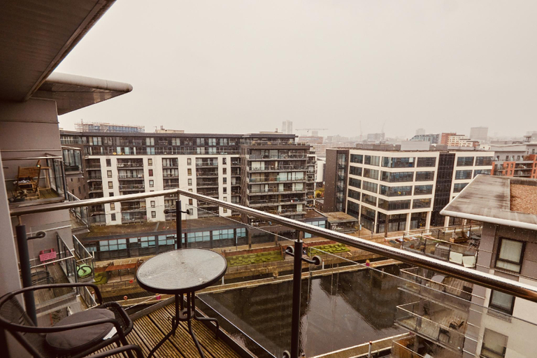 Others 4, PRIMEDOORSTEP Deluxe City Apt, River Canal View& Free Parking!, Leeds