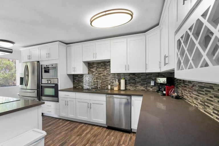 Others 2, Epicurean remodel in central location., Seattle