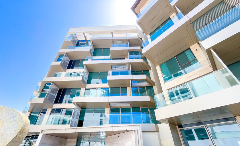 Exterior & Views 2, Luxury Beachfront 1BR on Palm Jumeirah & Balcony, Dubai