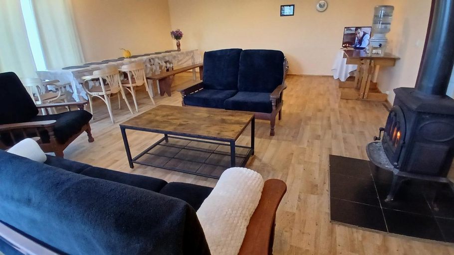 Others 5, Viesu nams Buselis, Riga