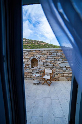 Public Area, Tsapelas Villas, North Aegean