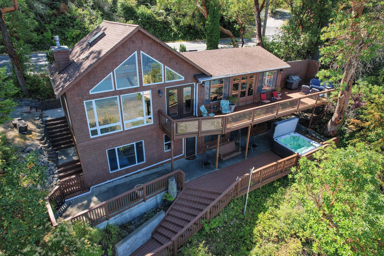 Exterior & Views 2, Madrona Beach House by Avantstay Waterfront Home, Island