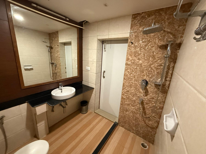 Bathroom, MW HOTEL, Kamrup Metropolitan