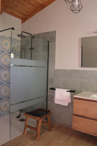 Bathroom 3, Physionatural B&B, Teruel
