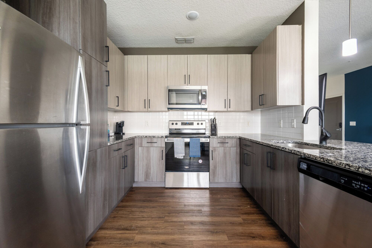 Private kitchen 3, Landing Melbourne Duran East, Brevard