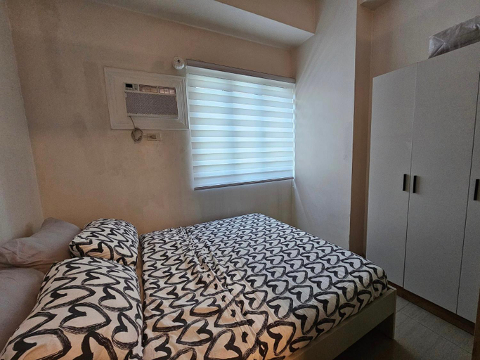 Bedroom 2, Q Workcation WFH Staycation, Pasay City